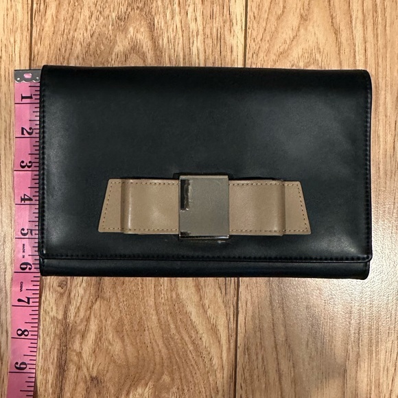 Ivanka Trump clutch - Picture 2 of 6